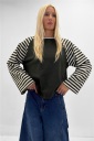 maglia bicolore con manica a righe leila